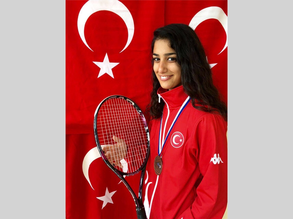 TENiS MİLLİ TAKIMI'MIZ AVRUPA ÜÇÜNCÜSÜ
